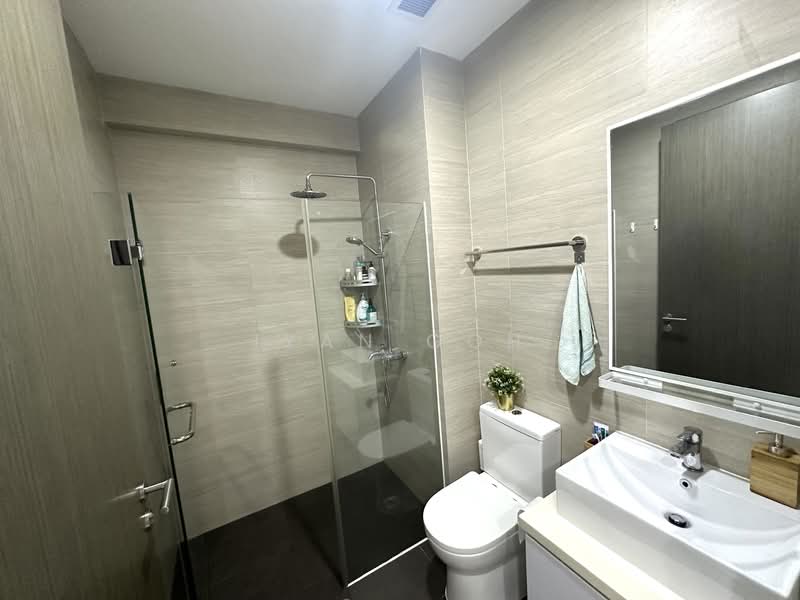 Sycamore Tree, 2 Fowlie Road, 1 Bedroom, 420 sqft, Apartment For Rent, by Iyan Goh, 500060209 - Bathroom - PropertyGuru.com.sg
