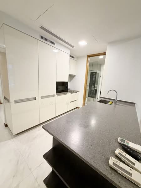 Marina One Residences, 21 Marina Way, 1 Bedroom, 775 sqft, Condominium For Rent, by Liao Nicole, 500060239 - Kitchen - PropertyGuru.com.sg