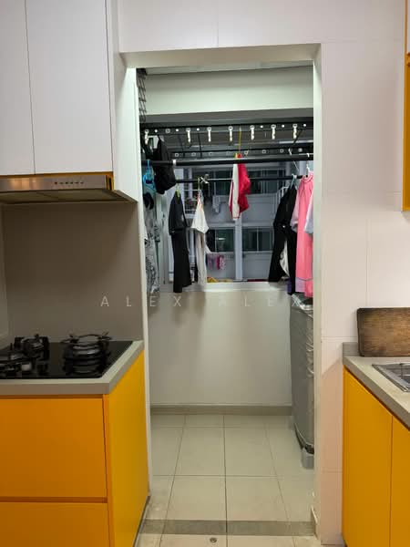 41A Margaret Drive HDB Flat For Sale at S$ 880,000 | PropertyGuru Singapore - Kitchen