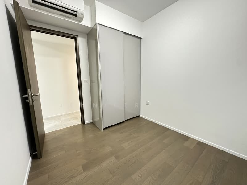 Parc Esta, 910 Sims Avenue, 3 Bedrooms, 915 sqft, Condominium For Rent, by Jennifer Lim, 500060255 - Common bedroom - PropertyGuru.com.sg