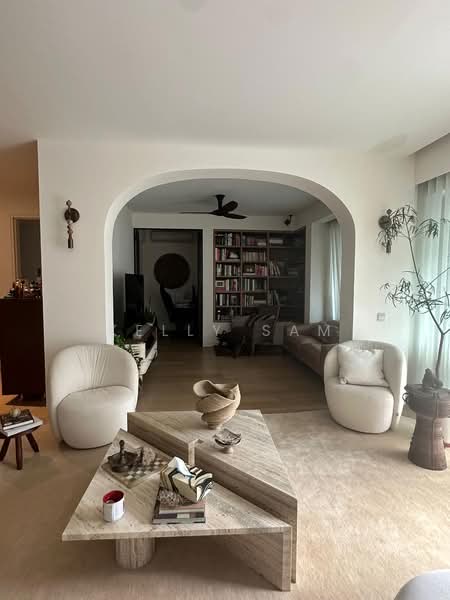 Watermark Robertson Quay Apartment For Sale at S$ 4,600,000 | PropertyGuru Singapore - Living Room