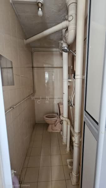 36 Beo Crescent, 36 Beo Crescent, 2 Bedrooms, 618 sqft, HDB Flat For Rent, by Winnie Chan, 500060260 - Bathroom - PropertyGuru.com.sg