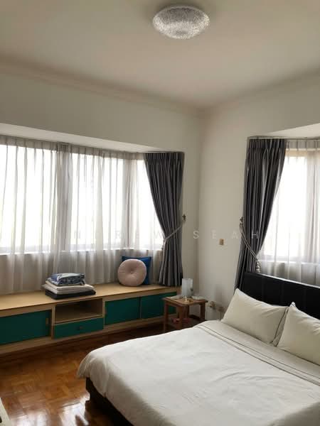 Birmingham Mansions, 130 Thomson Road, 3 Bedrooms, 1,076 sqft, Apartment For Rent, by Andrew Seah, 500060270 - Bedroom - PropertyGuru.com.sg