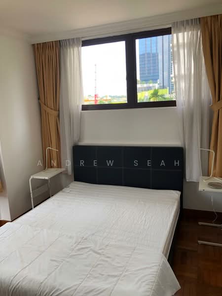 Birmingham Mansions, 130 Thomson Road, 3 Bedrooms, 1,076 sqft, Apartment For Rent, by Andrew Seah, 500060270 - Bedroom - PropertyGuru.com.sg