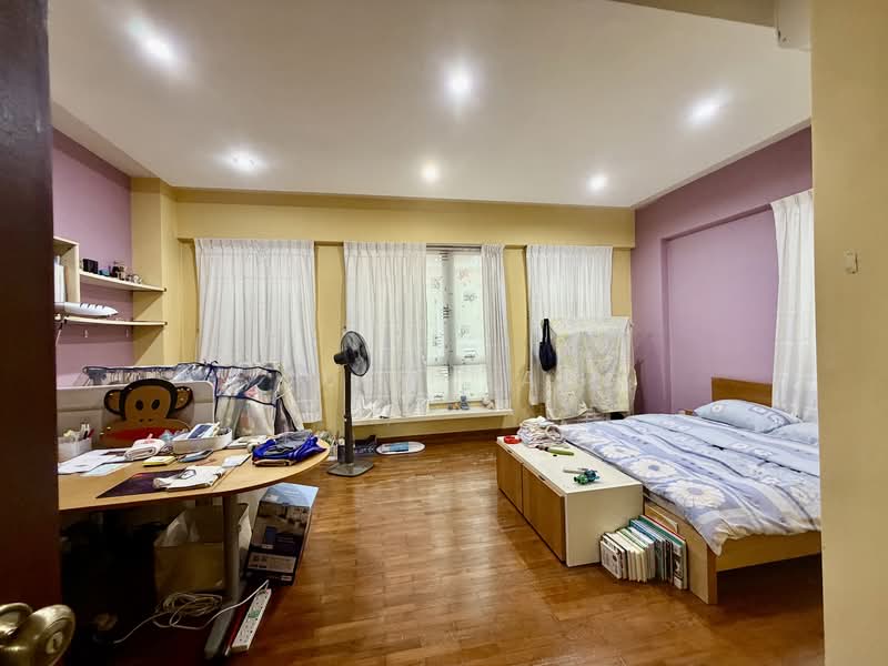 Pavilion Park Semi-Detached House For Sale at S$ 5,200,000 | PropertyGuru Singapore - Ensuite Bedroom