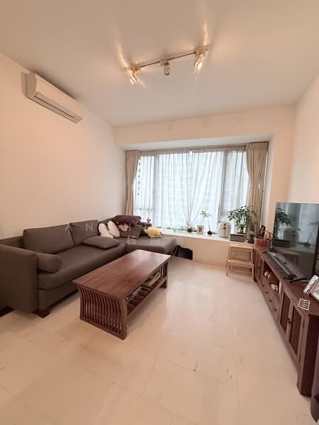 Altez Condominium For Sale at S$ 1,200,000 | PropertyGuru Singapore - Living Room