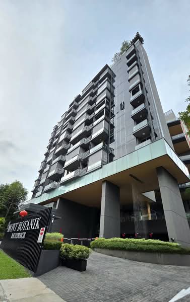 Mont Botanik Residence Condominium For Sale at S$ 1,290,000 | PropertyGuru Singapore - Exterior