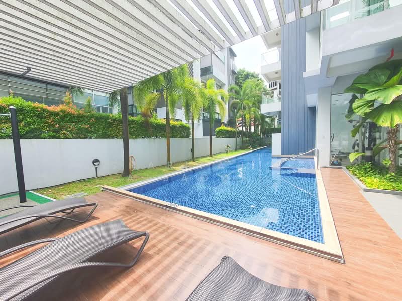 Loft @ Stevens, 68 Stevens Road, 1 Bedroom, 377 sqft, Condominium For Rent, by Sharifah M Alsagoff, 500060302 - Pool - PropertyGuru.com.sg