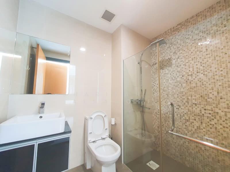 Loft @ Stevens, 68 Stevens Road, 1 Bedroom, 377 sqft, Condominium For Rent, by Sharifah M Alsagoff, 500060302 - Bathroom - PropertyGuru.com.sg