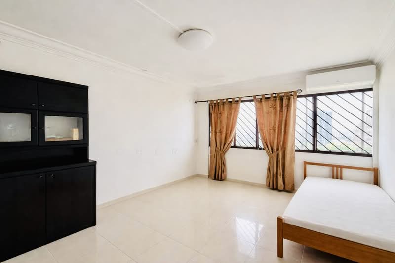 117 Bishan Street 12 HDB Flat For Sale at S$ 1,280,000 | PropertyGuru Singapore - Common Bedroom