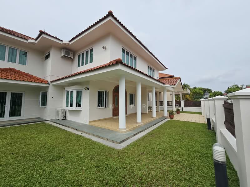 Coldstream Ave Big Garden 4+1 Bed 4 Bath, , 4 Bedrooms, 4,700 sqft, Detached House For Rent, by Susan Prior, 500060306 - Exterior - PropertyGuru.com.sg