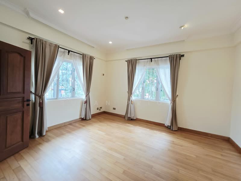 Coldstream Ave Big Garden 4+1 Bed 4 Bath, , 4 Bedrooms, 4,700 sqft, Detached House For Rent, by Susan Prior, 500060306 - Interior - PropertyGuru.com.sg