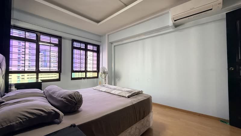 613 Bukit Panjang Ring Road HDB Flat For Sale at S$ 750,000 | PropertyGuru Singapore - Bedroom