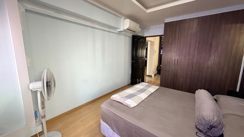 613 Bukit Panjang Ring Road HDB Flat For Sale at S$ 750,000 | PropertyGuru Singapore - Bedroom