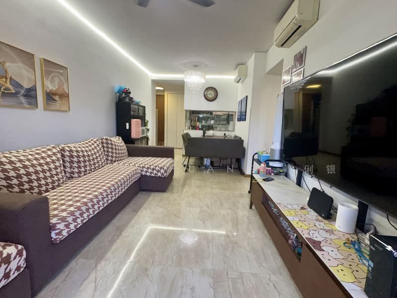 Kingsford Waterbay, 80 Upper Serangoon View, 4 Bedrooms, 1,195 sqft, Condominium For Sale, by Yvette Huang 黄俐银, 500060316 - Living Room - PropertyGuru.com.sg