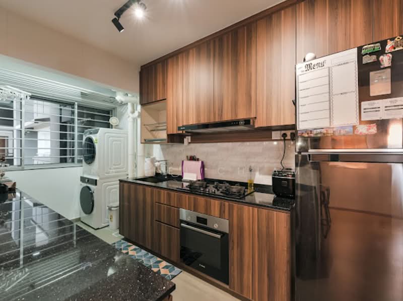 228B Ang Mo Kio Street 23 HDB Flat For Sale at S$ 1,008,000 | PropertyGuru Singapore - Kitchen