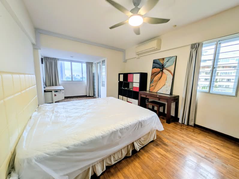 Pandan Valley, 4 Pandan Valley, 3 Bedrooms, 1,647 sqft, Condominium For Sale, by Ray Lee, 500060328 - Bedroom - PropertyGuru.com.sg