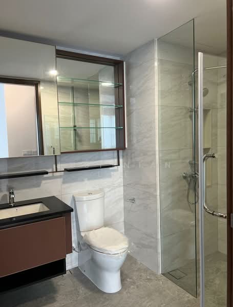 Normanton Park Condominium For Sale at S$ 1,800,000 | PropertyGuru Singapore - Bathroom