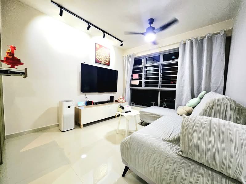 683A Edgedale Plains HDB Flat For Sale at S$ 780,000 | PropertyGuru Singapore - Living Room