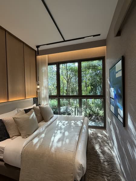 River Modern Condominium For Sale at S$ 6,000,000 | PropertyGuru Singapore - Bedroom