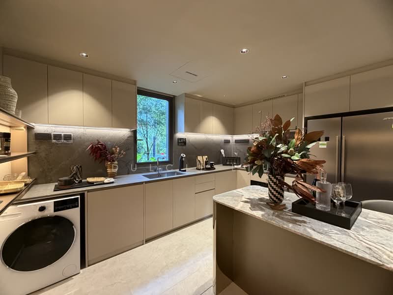 River Modern Condominium For Sale at S$ 4,500,000 | PropertyGuru Singapore - Kitchen