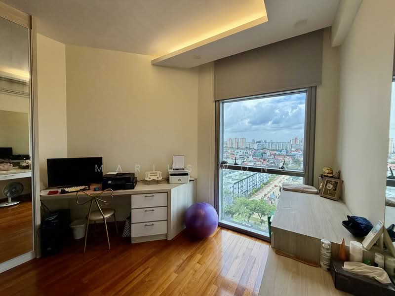 The Bayshore Condominium For Sale at S$ 1,980,000 | PropertyGuru Singapore - Study