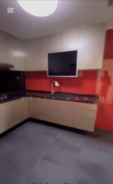 Carissa Park Condo, 2 Flora Drive, 2 Bedrooms, 947 sqft, Condominium For Rent, by Kelly Sam, 500060402 - Kitchen - PropertyGuru.com.sg