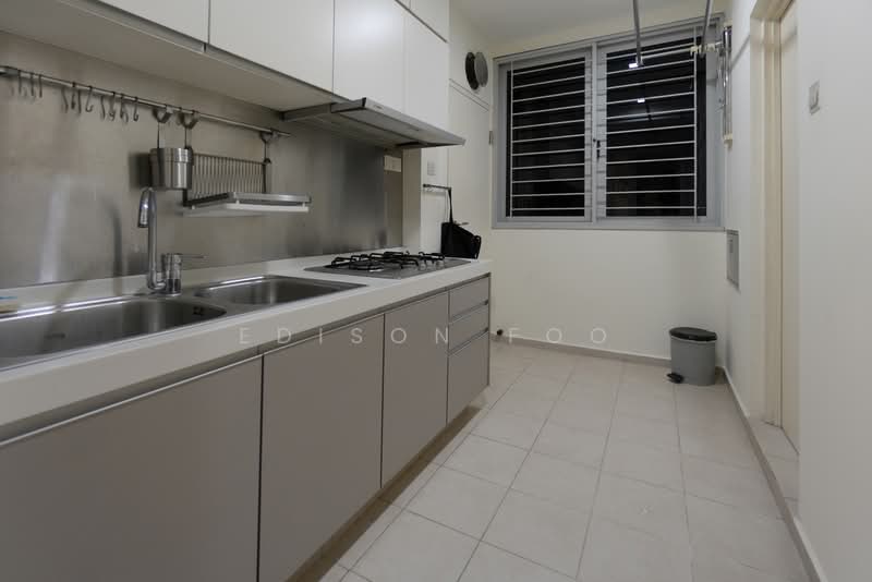De Royale, 31 Jalan Rama Rama, 3 Bedrooms, 1,281 sqft, Condominium For Rent, by Edison Foo, 500060404 - Kitchen - PropertyGuru.com.sg