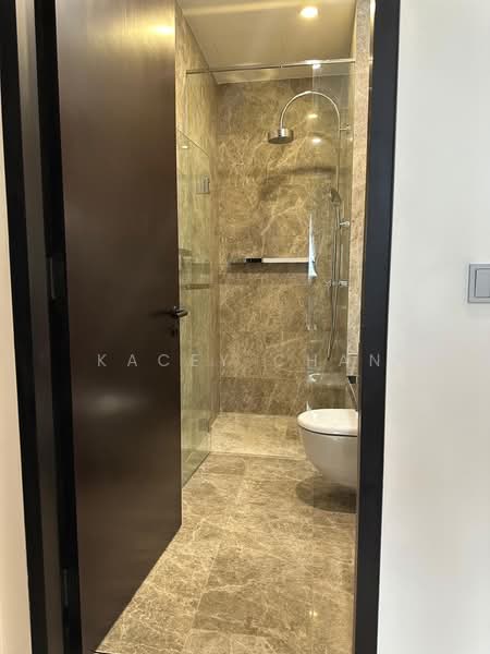 Martin Modern, 8 Martin Place, 2 Bedrooms, 764 sqft, Apartment For Rent, by Kacey Chan, 500060410 - Bathroom - PropertyGuru.com.sg