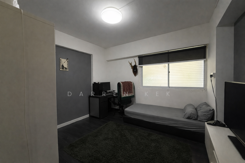 702 Choa Chu Kang Street 53 HDB Flat For Sale at S$ 560,000 | PropertyGuru Singapore - Common Bedroom 1