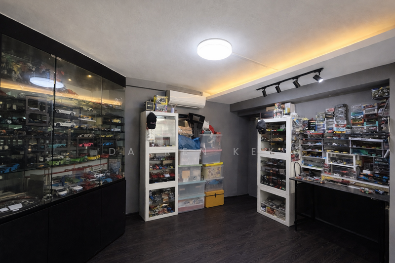 702 Choa Chu Kang Street 53 HDB Flat For Sale at S$ 560,000 | PropertyGuru Singapore - Common Bedroom 2