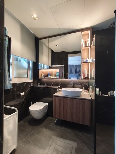 Reflections at Keppel Bay Condominium For Sale at S$ 2,000,000 | PropertyGuru Singapore - Bathroom