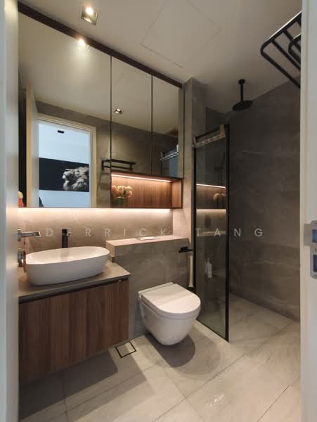 Reflections at Keppel Bay Condominium For Sale at S$ 2,000,000 | PropertyGuru Singapore - Bathroom