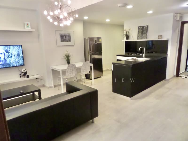 International Plaza Apartment For Sale at S$ 1,460,000 | PropertyGuru Singapore - Living Room