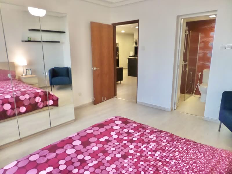 International Plaza Apartment For Sale at S$ 1,460,000 | PropertyGuru Singapore - Bedroom