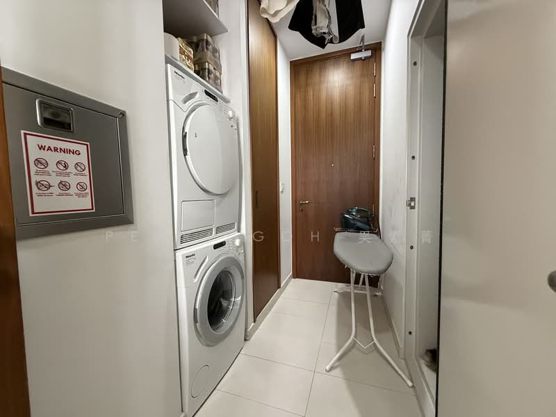 One Balmoral Condominium For Sale at S$ 3,988,000 | PropertyGuru Singapore - Interior