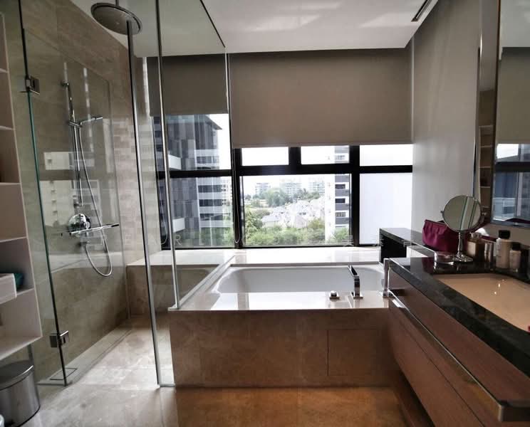 One Balmoral Condominium For Sale at S$ 3,988,000 | PropertyGuru Singapore - Bathroom