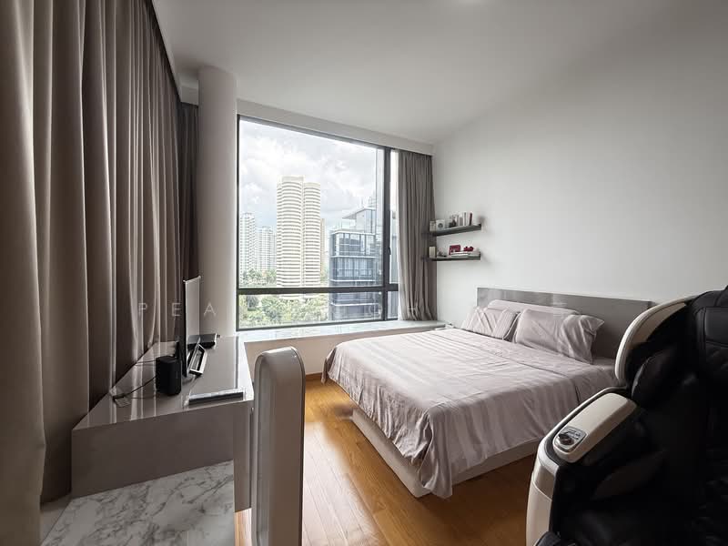 One Balmoral Condominium For Sale at S$ 3,988,000 | PropertyGuru Singapore - Bedroom