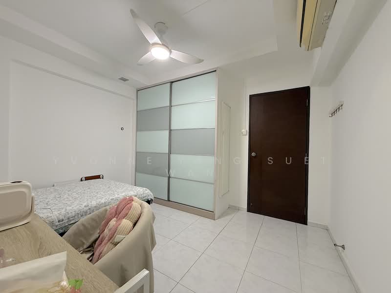 625 Bukit Batok Central HDB Flat For Sale at S$ 688,000 | PropertyGuru Singapore - Common Bedroom 2