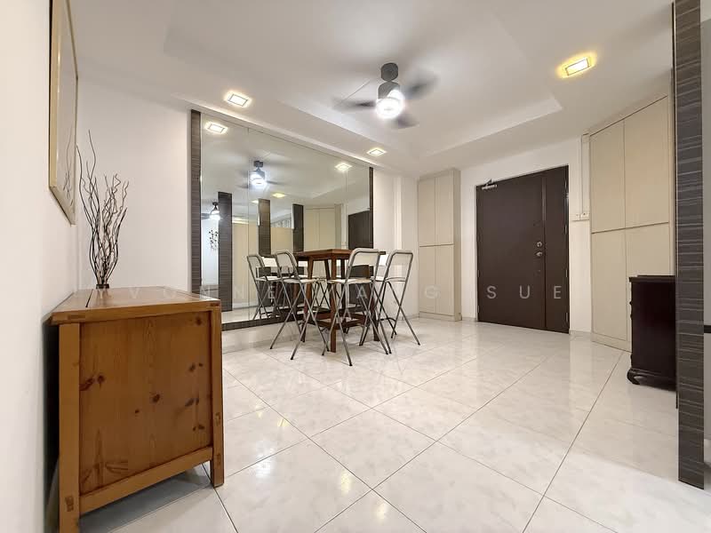 625 Bukit Batok Central HDB Flat For Sale at S$ 688,000 | PropertyGuru Singapore - Dining Area