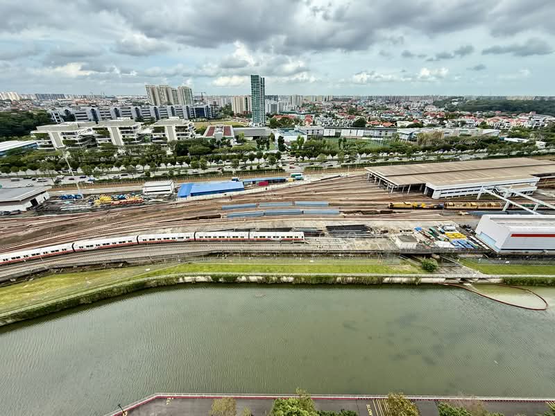 165 Bishan Street 13 HDB Flat For Sale at S$ 1,290,000 | PropertyGuru Singapore - Exterior