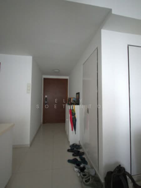 City Square Residences, 10 Kitchener Link, 4 Bedrooms, 1,506 sqft, Condominium For Rent, by Elly Soetanto, 500060456 - Main Entrance - PropertyGuru.com.sg