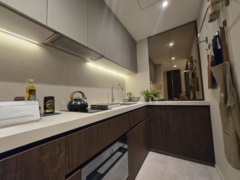 Newport Residences Apartment For Sale at S$ 1,548,000 | PropertyGuru Singapore - Kitchen