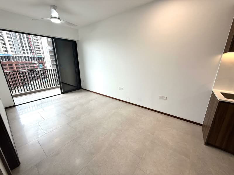 Lentor Modern Condominium For Sale at S$ 1,250,000 | PropertyGuru Singapore - Balcony