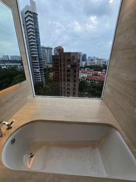 Ardmore II, 1 Ardmore Park, 4 Bedrooms, 2,024 sqft, Condominium For Rent, by Mak Te Hui (Mak), 500060463 - Bathroom - PropertyGuru.com.sg