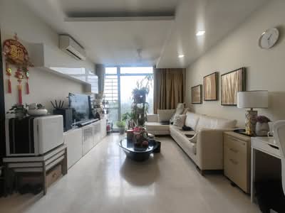 For Rent - The Lakeshore