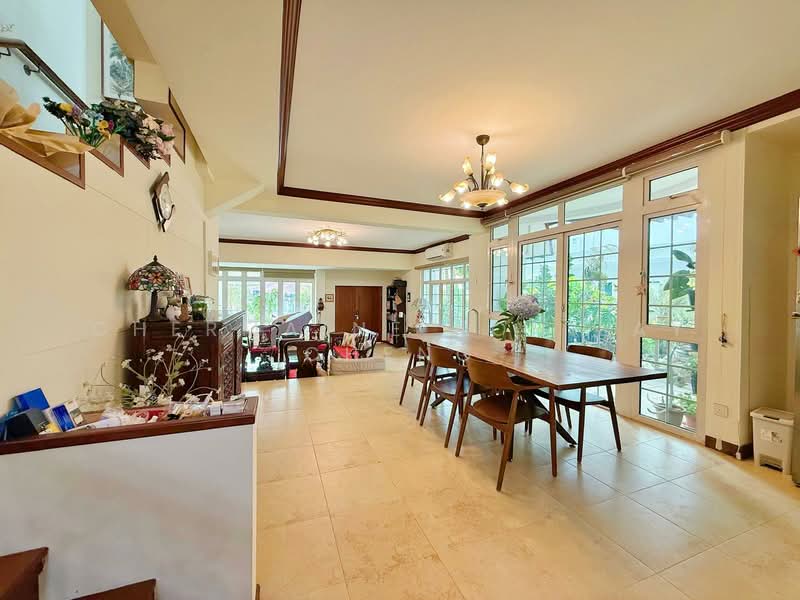 Sunrise Drive Semi-Detached House For Sale at S$ 5,999,999 | PropertyGuru Singapore