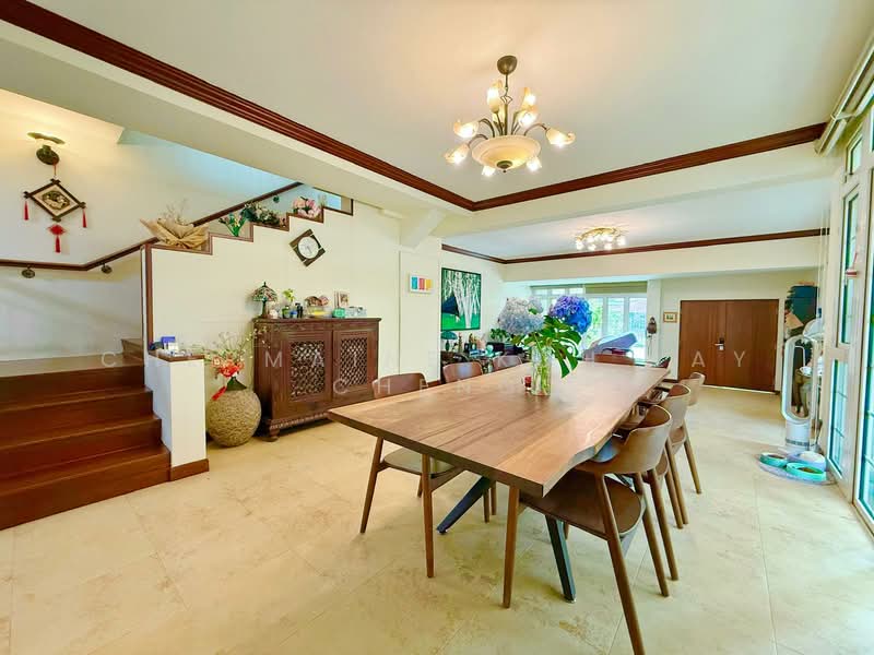 Sunrise Drive Semi-Detached House For Sale at S$ 5,999,999 | PropertyGuru Singapore - Dining Room