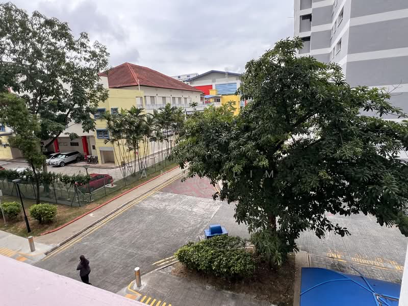 715 Woodlands Drive 70 HDB Flat For Sale at S$ 680,000 | PropertyGuru Singapore - Exterior