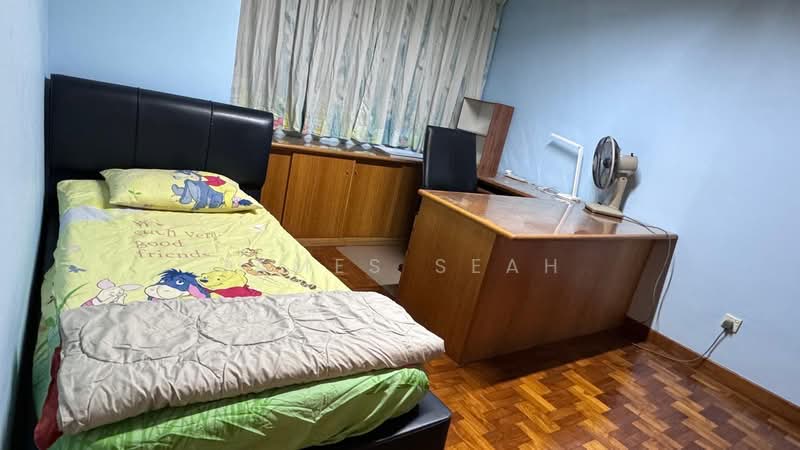 Yunnan Gardens, Yunnan Walk 1, Room Rental, 200 sqft, Terraced House For Rent, by James Seah, 500060497 - Bedroom - PropertyGuru.com.sg